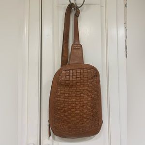 VILENCA HOLLAND WOVEN LEATHER BACKPACK SLING SHOULDER BAG CROSSBODY PURSE PATINA